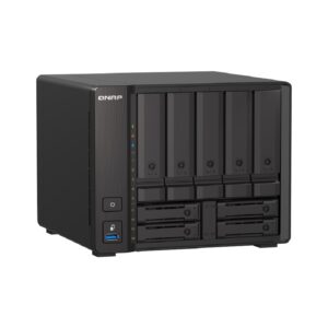 NAS QNAP TS-H973AX-8G/ 9 BAHIAS /5 DE 3,5 4 DE 2,5/NUCLEO CUADRUPLE 2.2GHZ/8GB DDR4 SODIMM HASTA 64GB/2 PTO 2,5 GBE/1 PTO 10 GBE /USB 3.2 X3/ HOTSWAP/ NO INCLUYE DISCOS/ AMD