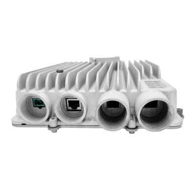 Radio Backhaul PTP, Antena integrada de 8 dBi, MIMO 4X4, 5.1 – 6.4 GHz, IP67, Velocidad hasta 3 Gbps, Adaptación automática a