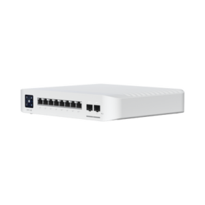Switch UniFi Pro 8 PoE Administrable Capa 3, 8 puertos GbE / (6) puertos POE+ af/at y (2) puertos POE++ 802.3bt / (2) puertos