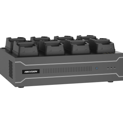 Dock Station de Escritorio con 8 Estaciones de Carga para Body Cams / Doble Interfaz de Red / 4 Bahías de HDD / Carga y Respa