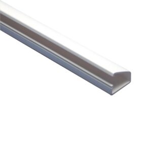 Canaleta blanca tipo bisagra de PVC auto extinguible, con cinta adhesiva, paquete con 4 piezas de 20x10x1100mm (5101-01272) -