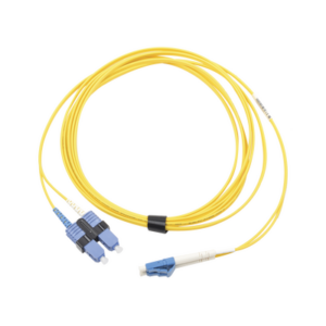 Jumper de Fibra Óptica Monomodo (OS2), XGLO, LC/UPC-SC/UPC Duplex, OFNR, Color Amarillo, 3 Metros (9.84 Pies) - SIEMON