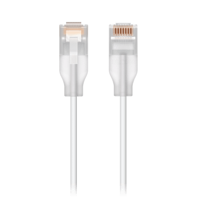 Patchcord / 5 m (16.40 ft) / Cat 6 / 10GbE / PoE+++ / RJ45 Translúcido / Interior