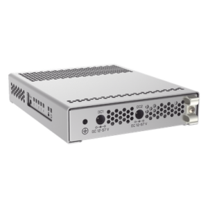 Switch administrable / Dual OS / 1x RJ45 1G / 4x SFP+ 10G / Sin ventilador / 10W máx